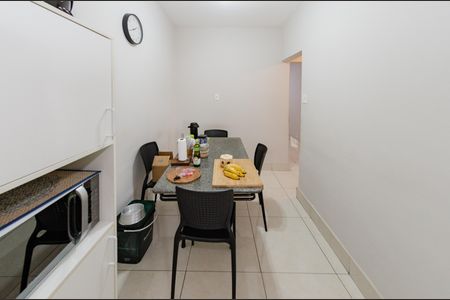 Casa à venda com 303m², 3 quartos e 2 vagasCozinha