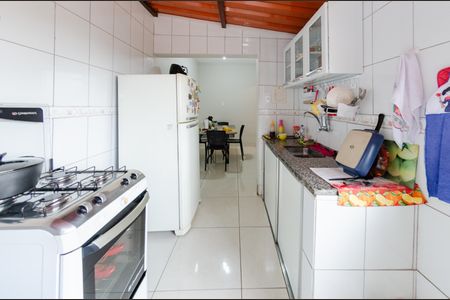 Casa à venda com 303m², 3 quartos e 2 vagasCozinha