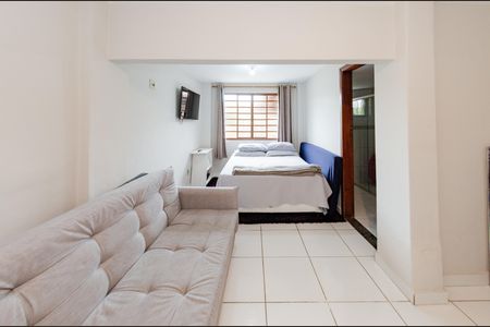 Casa à venda com 303m², 3 quartos e 2 vagasQuarto de serviço 2