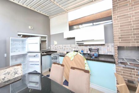 Casa de condomínio para alugar com 93m², 2 quartos e 1 vagaCozinha - Área Gourmet