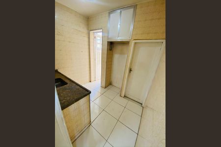 Cozinha de apartamento para alugar com 2 quartos, 67m² em Quintino Bocaiúva, Rio de Janeiro