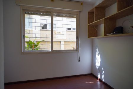 Quarto 1 de apartamento para alugar com 2 quartos, 70m² em São João, Porto Alegre