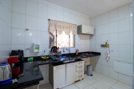 Casa para alugar com 70m², 2 quartos e 1 vagaCozinha