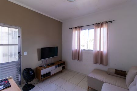 Sala de casa para alugar com 2 quartos, 70m² em Portal da Primavera, Cotia