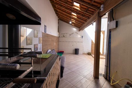 Casa para alugar com 70m², 2 quartos e 1 vagaChurrasqueira