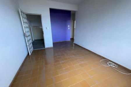 Sala de casa para alugar com 1 quarto, 110m² em Engenho do Porto, Duque de Caxias