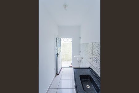Casa para alugar com 60m², 1 quarto e sem vaga Casa para alugar com 60m², 1 quarto e sem vagaCozinha e Área de Serviço