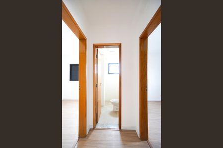 Apartamento para alugar com 55m², 2 quartos e 1 vaga Apartamento para alugar com 55m², 2 quartos e 1 vagaHall dos quartos