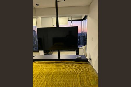 Sala / Quarto de apartamento à venda com 1 quarto, 25m² em Santo Amaro, São Paulo