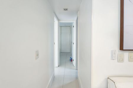 Apartamento à venda com 194m², 3 quartos e 3 vagasCorredor 