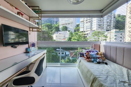 Apartamento à venda com 194m², 3 quartos e 3 vagasQuarto 1