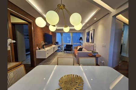 Sala  de apartamento para alugar com 2 quartos, 72m² em Higienópolis, Porto Alegre