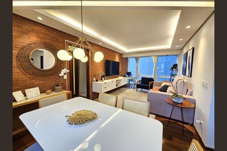 Sala  de apartamento para alugar com 2 quartos, 72m² em Higienópolis, Porto Alegre