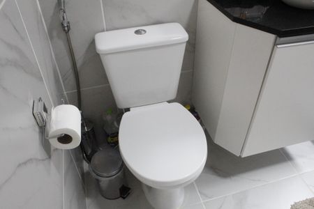 Apartamento à venda com 47m², 2 quartos e 2 vagasBanheiro Social