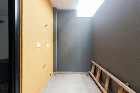 Varanda de kitnet/studio à venda com 1 quarto, 34m² em Vila Congonhas, São Paulo