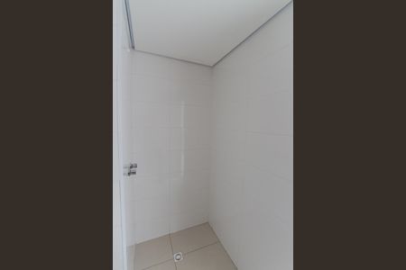 Apartamento para alugar com 46m², 2 quartos e sem vaga Apartamento para alugar com 46m², 2 quartos e sem vagaBanheiro