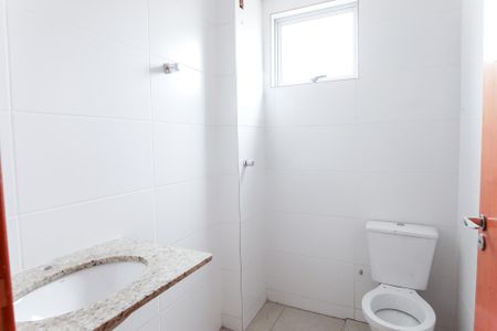Apartamento à venda com 70m², 2 quartos e 2 vagas Apartamento à venda com 70m², 2 quartos e 2 vagasBanheiro Social