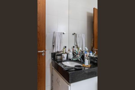 Apartamento à venda com 100m², 3 quartos e 2 vagasBanheiro da Suíte