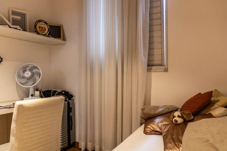 Apartamento à venda com 100m², 3 quartos e 2 vagasQuarto 2