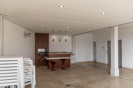 Apartamento à venda com 100m², 3 quartos e 2 vagasÁrea comum - Salão de festas