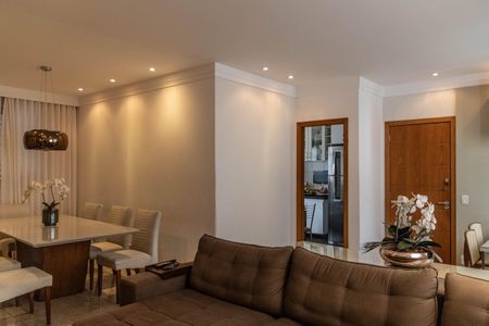 Apartamento à venda com 100m², 3 quartos e 2 vagasSala