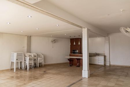 Apartamento à venda com 100m², 3 quartos e 2 vagasÁrea comum - Salão de festas