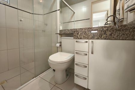 Apartamento para alugar com 55m², 2 quartos e 1 vaga Apartamento para alugar com 55m², 2 quartos e 1 vagaBanheiro Social