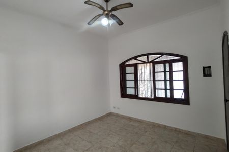 Sala de casa para alugar com 2 quartos, 69m² em Maracanã, Praia Grande