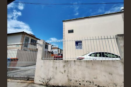 Casa de condomínio para alugar com 71m², 2 quartos e 1 vagaFachada