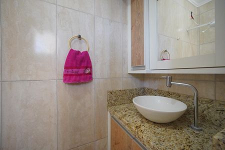 Casa de condomínio para alugar com 71m², 2 quartos e 1 vagaBanheiro da Suíte