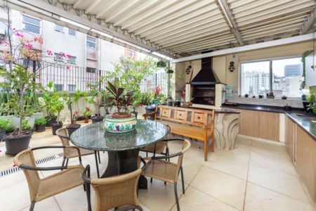 Apartamento à venda com 280m², 4 quartos e 4 vagasFoto 02