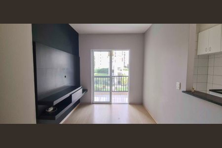 Sala de apartamento para alugar com 2 quartos, 57m² em Umuarama, Osasco