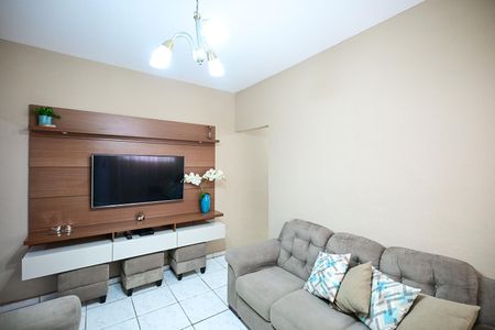 Sala de casa para alugar com 2 quartos, 112m² em Jardim Santa Cecilia, Taboão da Serra