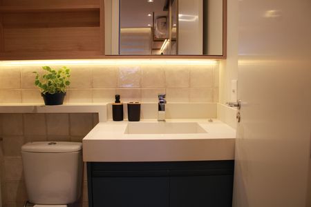 Banheiro de apartamento à venda com 1 quarto, 27m² em Vila São José, São Paulo