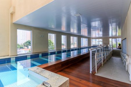 Apartamento à venda com 70m², 2 quartos e 1 vagaÁrea comum - Piscina