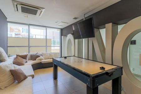 Apartamento à venda com 70m², 2 quartos e 1 vagaÁrea comum - Salão de Jogos