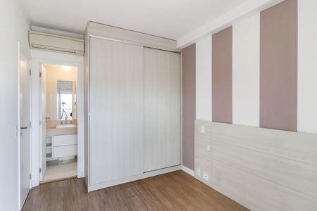 Apartamento à venda com 70m², 2 quartos e 1 vagaSuíte
