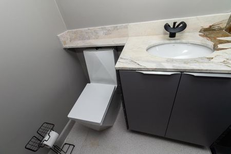 Apartamento para alugar com 45m², 2 quartos e sem vagaBanheiro