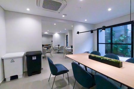 Apartamento para alugar com 45m², 2 quartos e sem vagaÁrea comum - Salão Gourmet