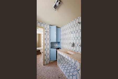 Apartamento à venda com 60m², 2 quartos e sem vaga Apartamento à venda com 60m², 2 quartos e sem vagaCozinha e Área de Serviço