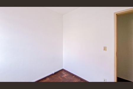 Quarto de apartamento à venda com 2 quartos, 60m² em Floresta, Belo Horizonte