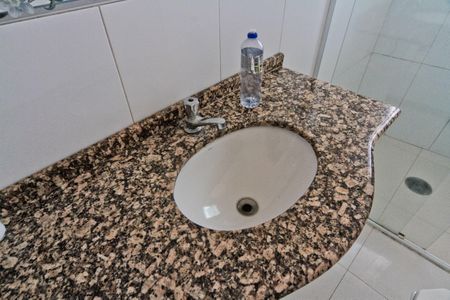 Casa para alugar com 100m², 2 quartos e 1 vagaBanheiro