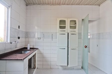 Casa para alugar com 100m², 2 quartos e 1 vagaCozinha