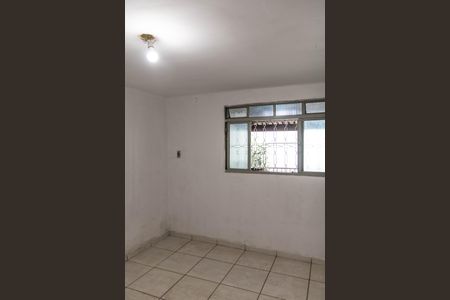 Casa para alugar com 80m², 3 quartos e 1 vaga Casa para alugar com 80m², 3 quartos e 1 vagaSuíte