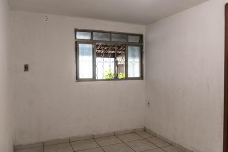 Casa para alugar com 80m², 3 quartos e 1 vaga Casa para alugar com 80m², 3 quartos e 1 vagaSuíte