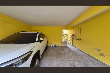 Casa à venda com 259m², 4 quartos e 4 vagas Casa à venda com 259m², 4 quartos e 4 vagasGaragem