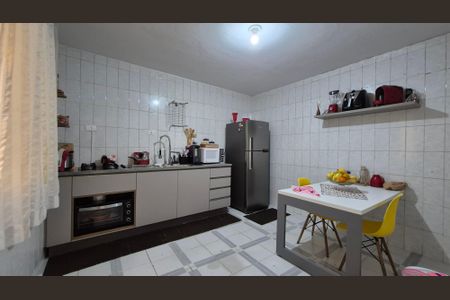 Casa à venda com 259m², 4 quartos e 4 vagas Casa à venda com 259m², 4 quartos e 4 vagasCozinha