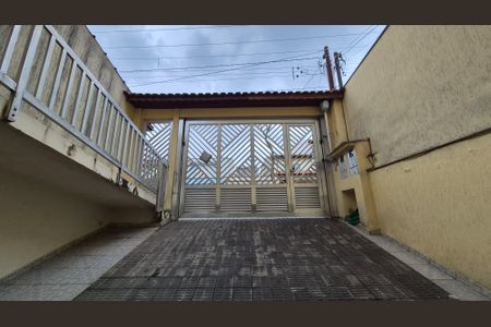 Casa à venda com 259m², 4 quartos e 4 vagas Casa à venda com 259m², 4 quartos e 4 vagasGaragem