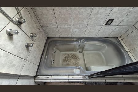 Casa à venda com 259m², 4 quartos e 4 vagas Casa à venda com 259m², 4 quartos e 4 vagasBanheiro