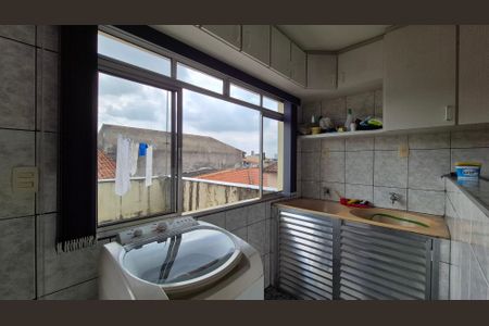 Casa à venda com 259m², 4 quartos e 4 vagas Casa à venda com 259m², 4 quartos e 4 vagasLavanderia